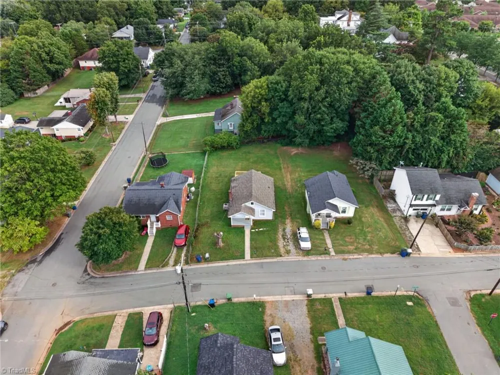 202 W Whitsett Street Graham, NC 27253