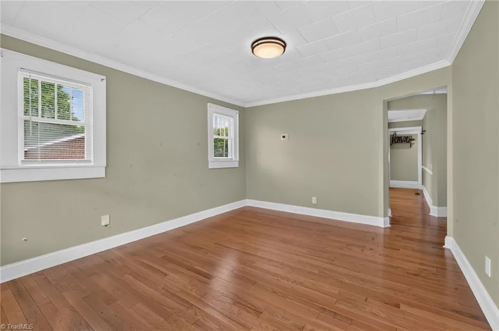 202 W Whitsett Street Graham, NC 27253