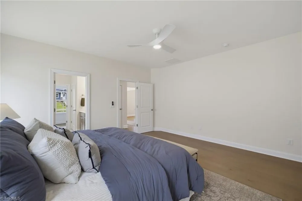 1640 Cross Village Avenue Kernersville, NC 27284