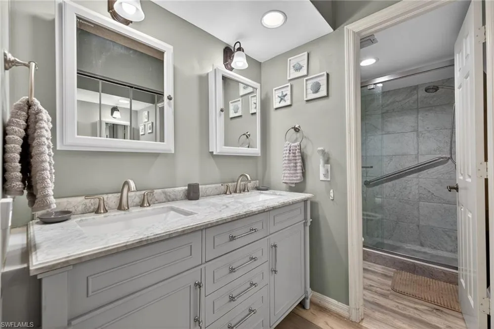 4973 Pepper Circle #F105 Naples, FL 34113
