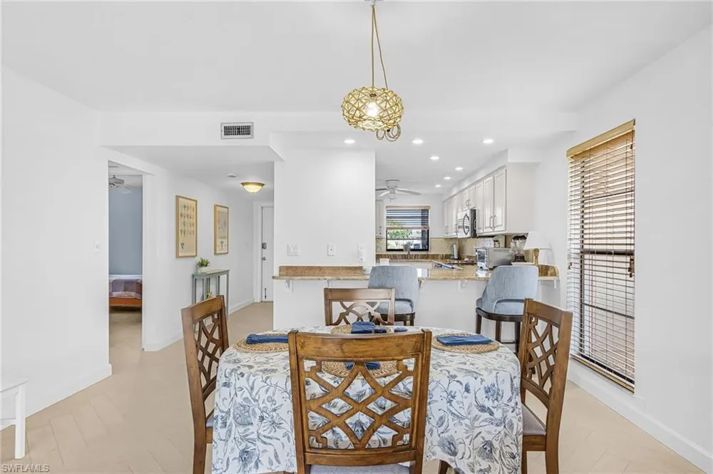 332 Charlemagne Boulevard #H101 Naples, FL 34112