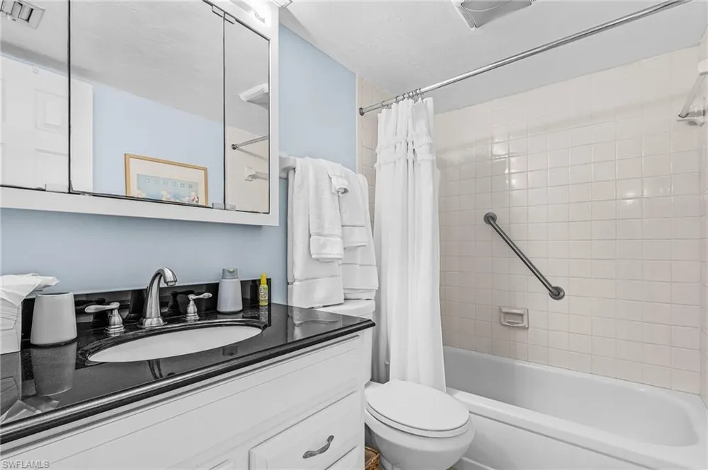 332 Charlemagne Boulevard #H101 Naples, FL 34112