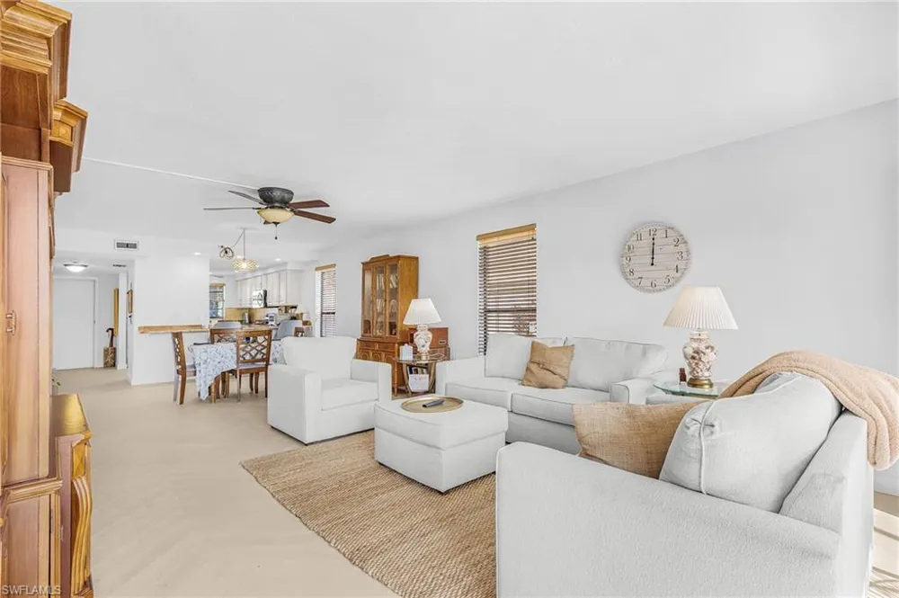 332 Charlemagne Boulevard #H101 Naples, FL 34112