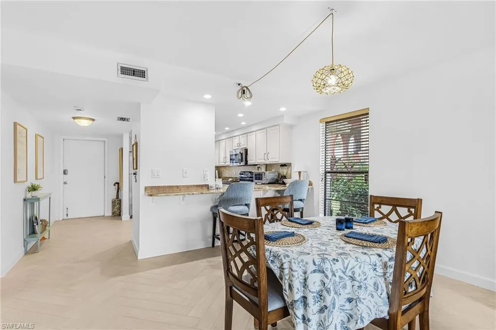 332 Charlemagne Boulevard #H101 Naples, FL 34112