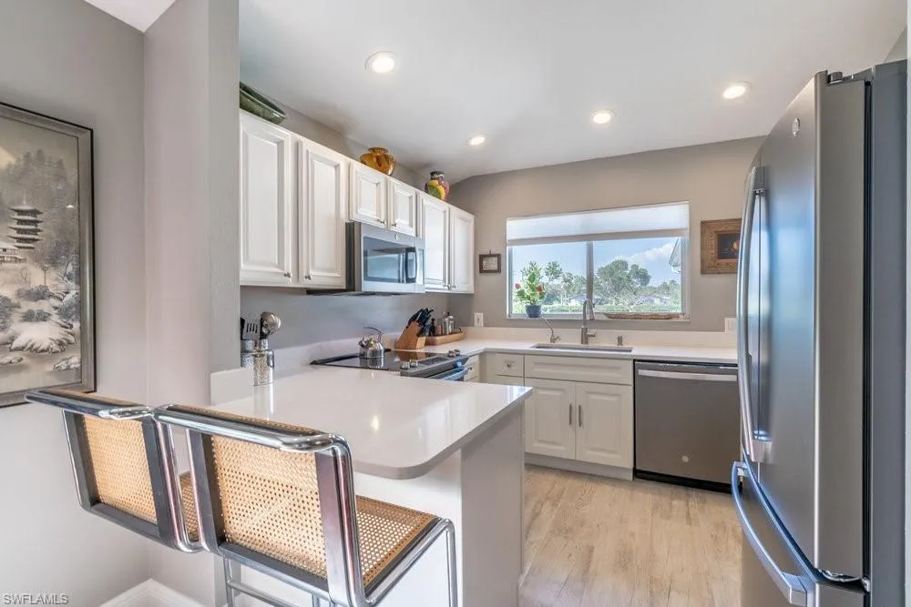 2524 Lee Street Naples, FL 34112