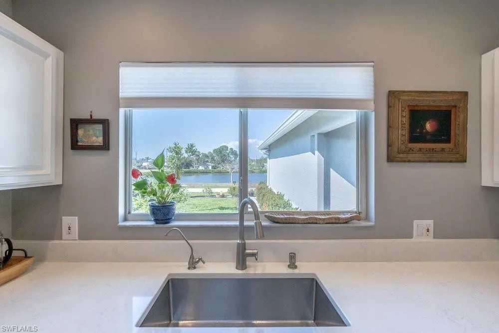 2524 Lee Street Naples, FL 34112