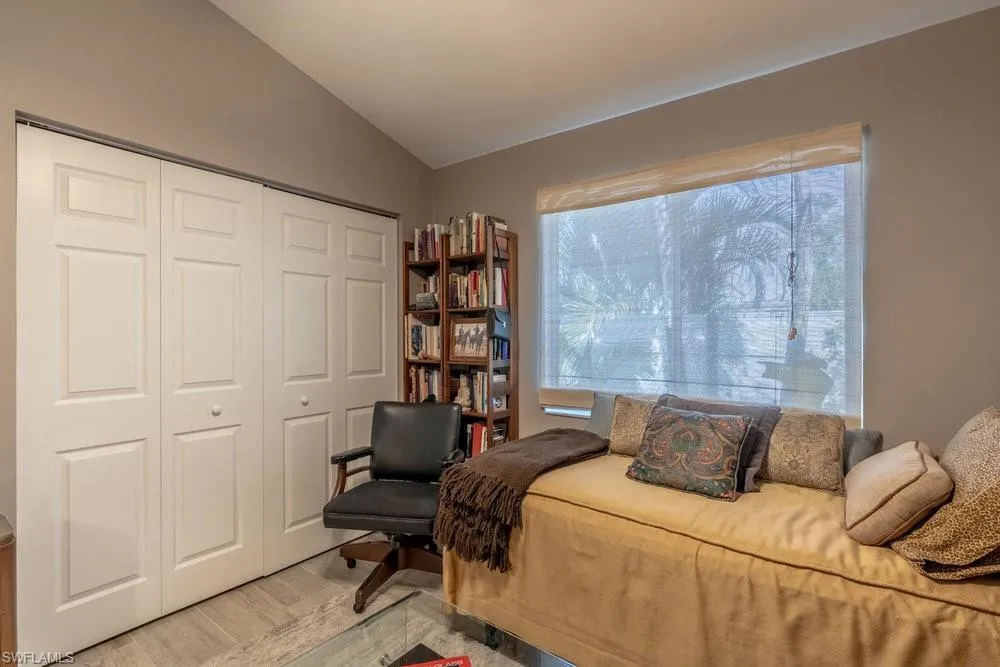 2524 Lee Street Naples, FL 34112