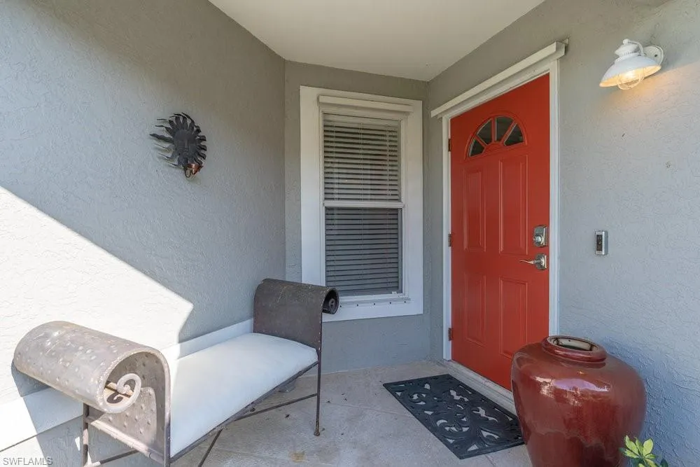 2524 Lee Street Naples, FL 34112