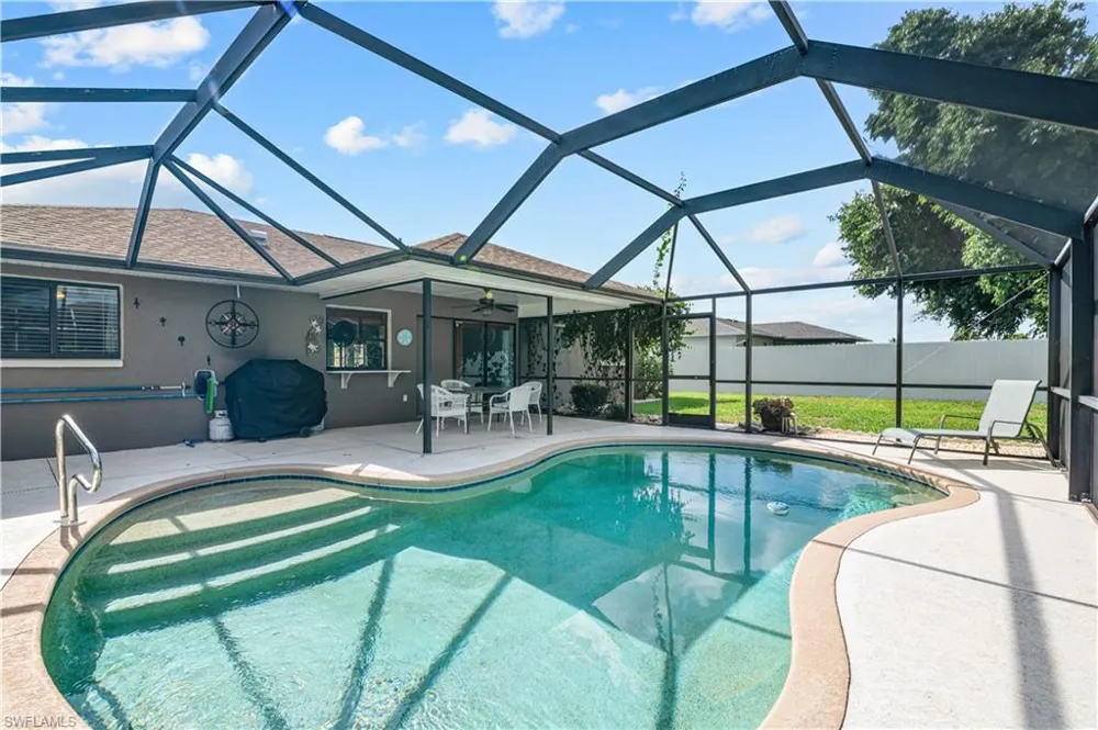 2110 SW Santa Barbara Place Cape Coral, FL 33991
