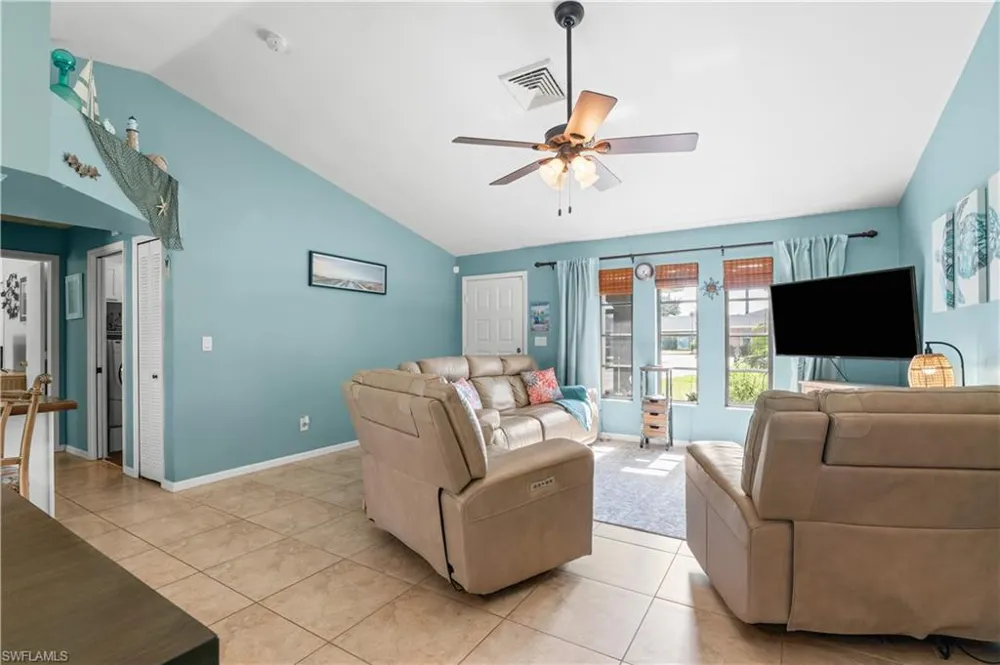 2110 SW Santa Barbara Place Cape Coral, FL 33991