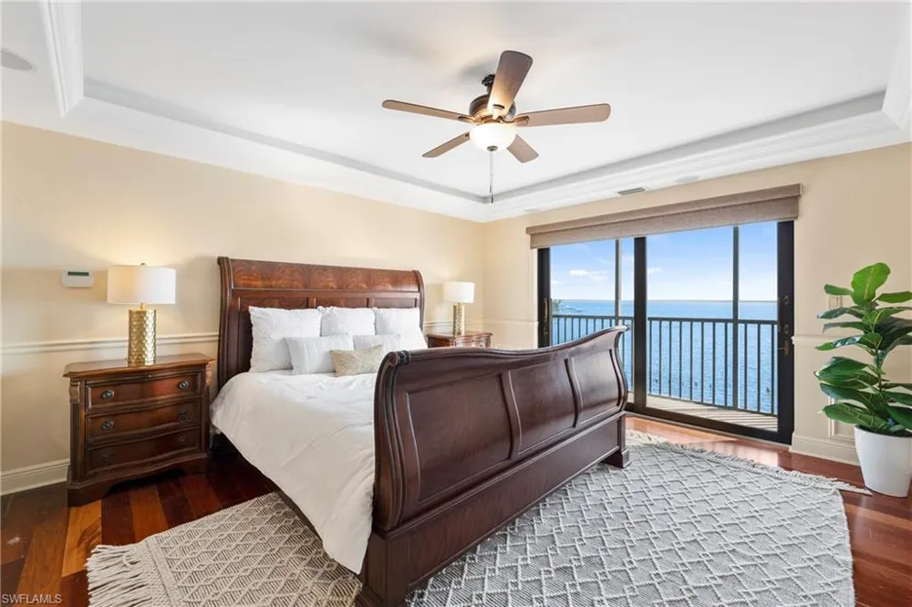 1920 Virginia Avenue #902 Fort Myers, FL 33901
