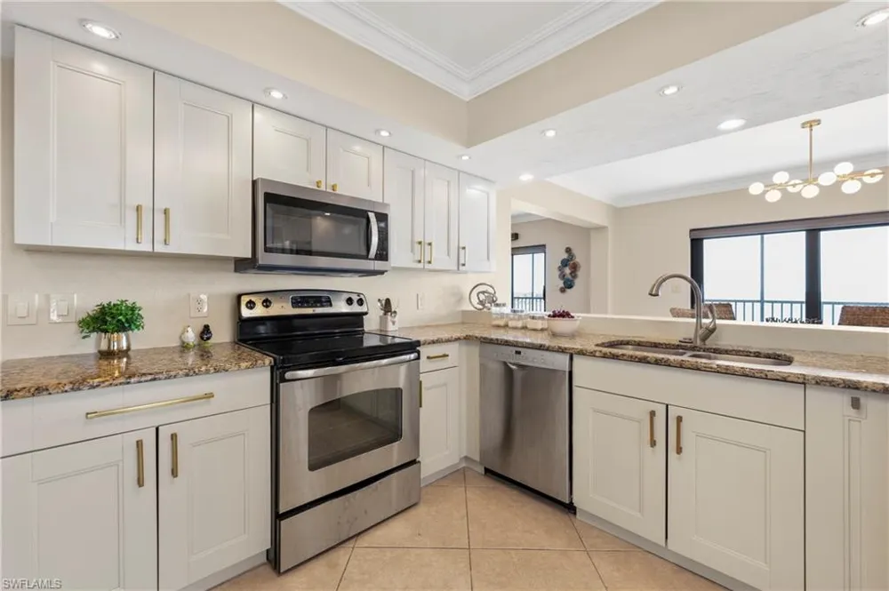1920 Virginia Avenue #902 Fort Myers, FL 33901