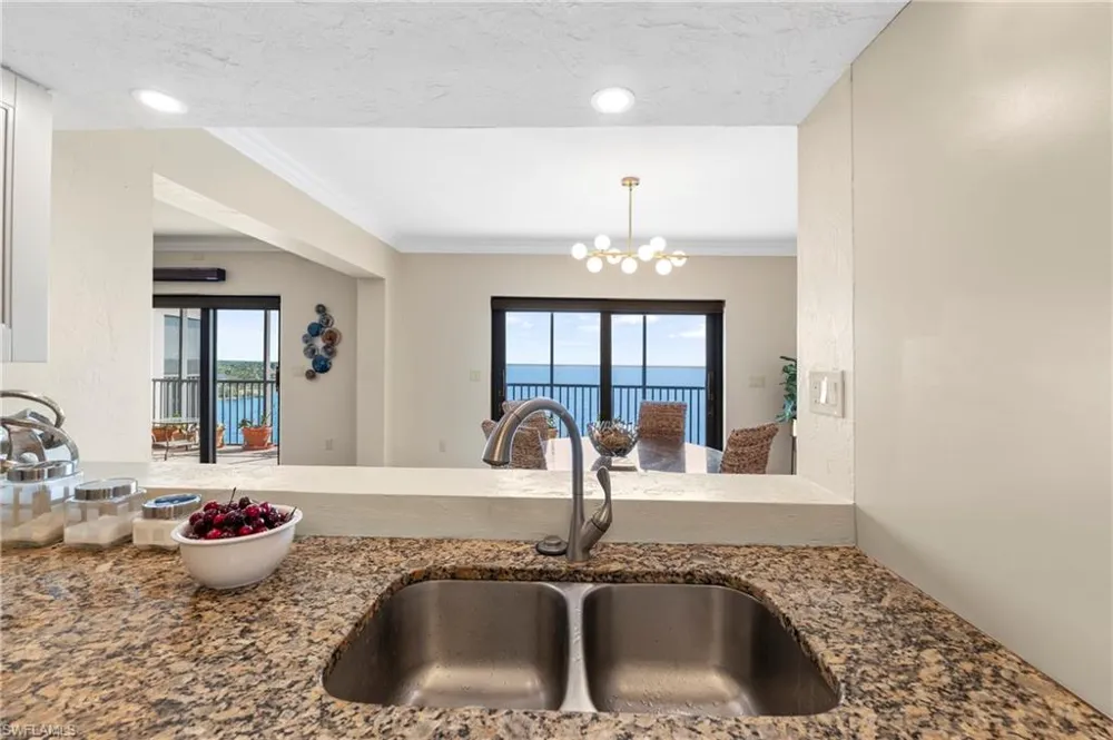 1920 Virginia Avenue #902 Fort Myers, FL 33901