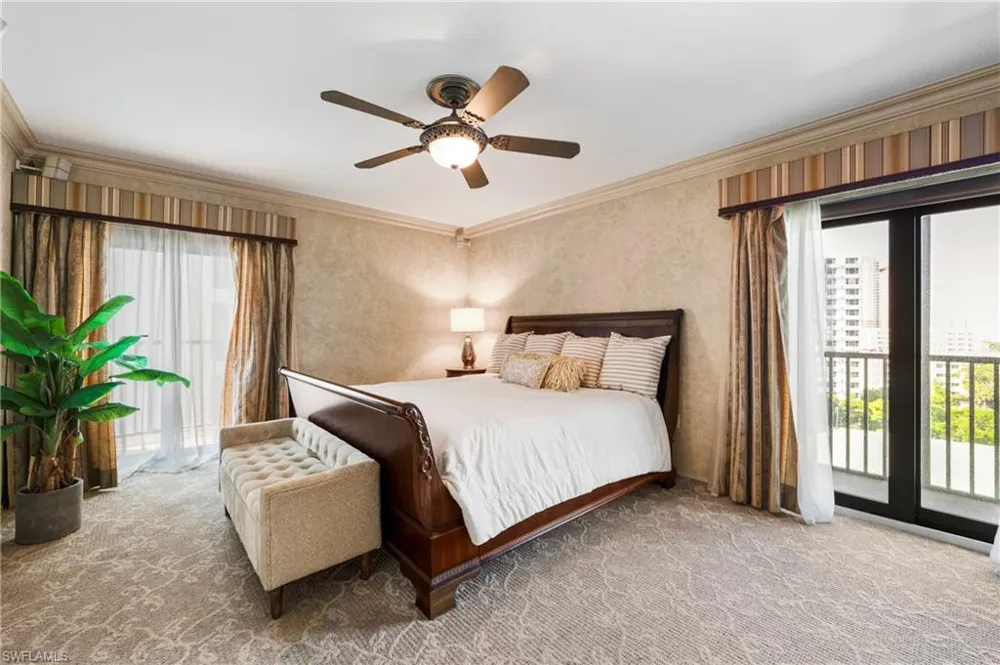1920 Virginia Avenue #902 Fort Myers, FL 33901