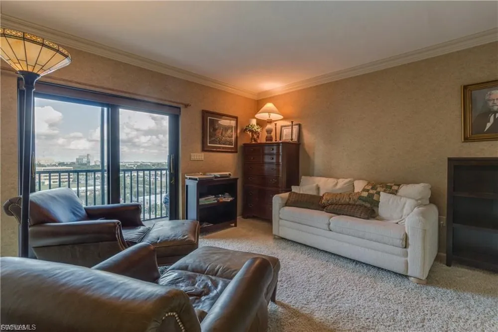 1920 Virginia Avenue #902 Fort Myers, FL 33901