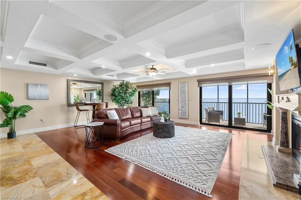1920 Virginia Avenue #902 Fort Myers, FL 33901
