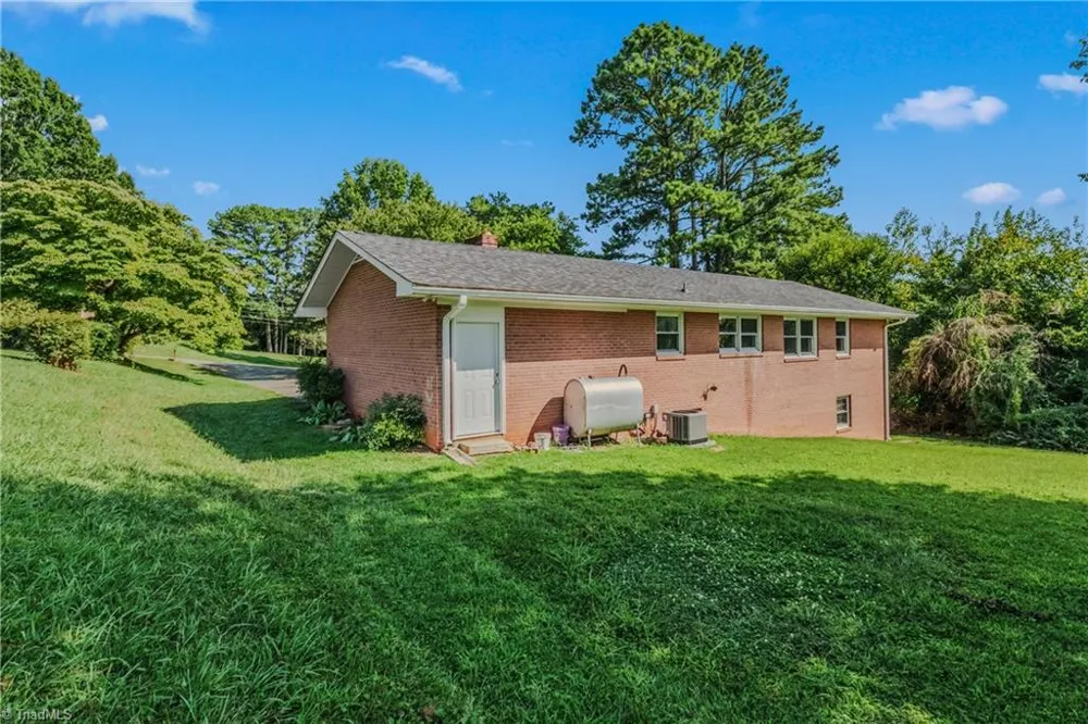 2149 Margaret Drive Mount Airy, NC 27030