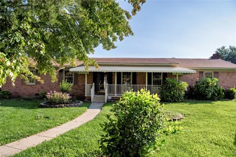 403 E McPherson Drive