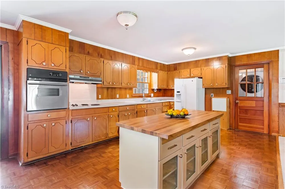 403 E McPherson Drive Mebane, NC 27302