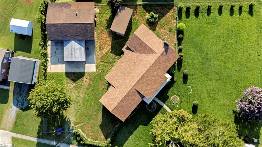 403 E McPherson Drive Mebane, NC 27302