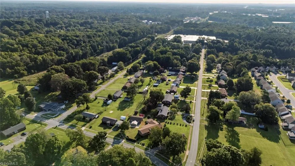 403 E McPherson Drive Mebane, NC 27302