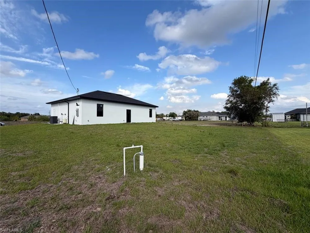 3931 Sunset Road Lehigh Acres, FL 33971
