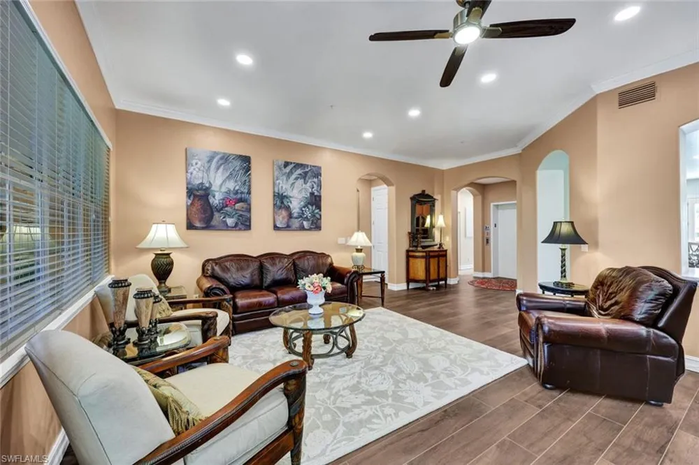 2609 Estrella Court #1902 Naples, FL 34109