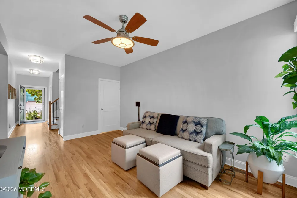 7 Waterford Way Spring Lake Heights, NJ 07762