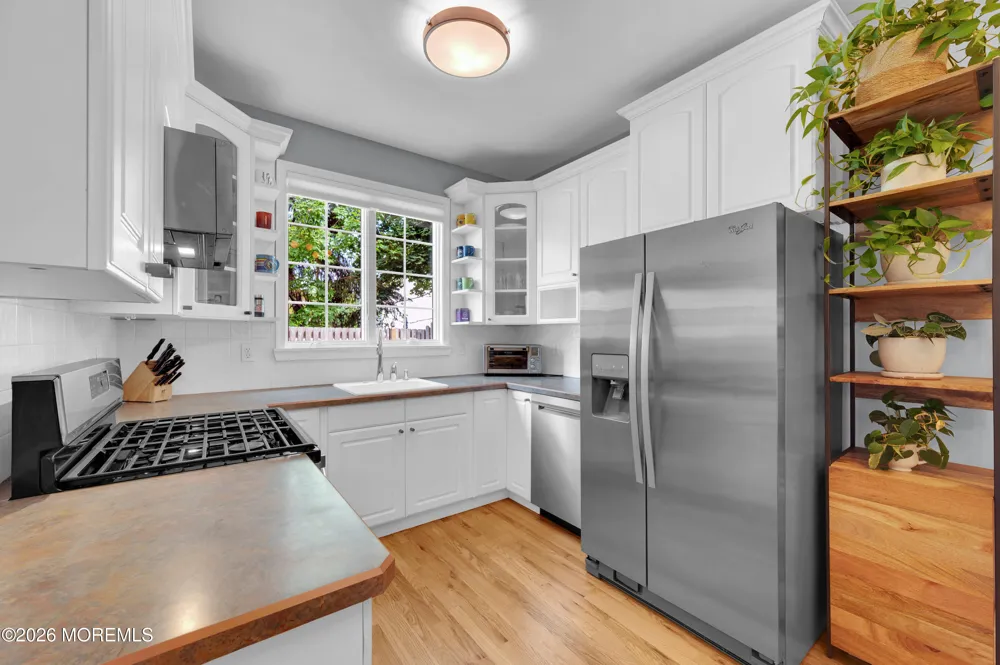 7 Waterford Way Spring Lake Heights, NJ 07762