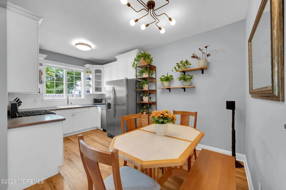 7 Waterford Way Spring Lake Heights, NJ 07762