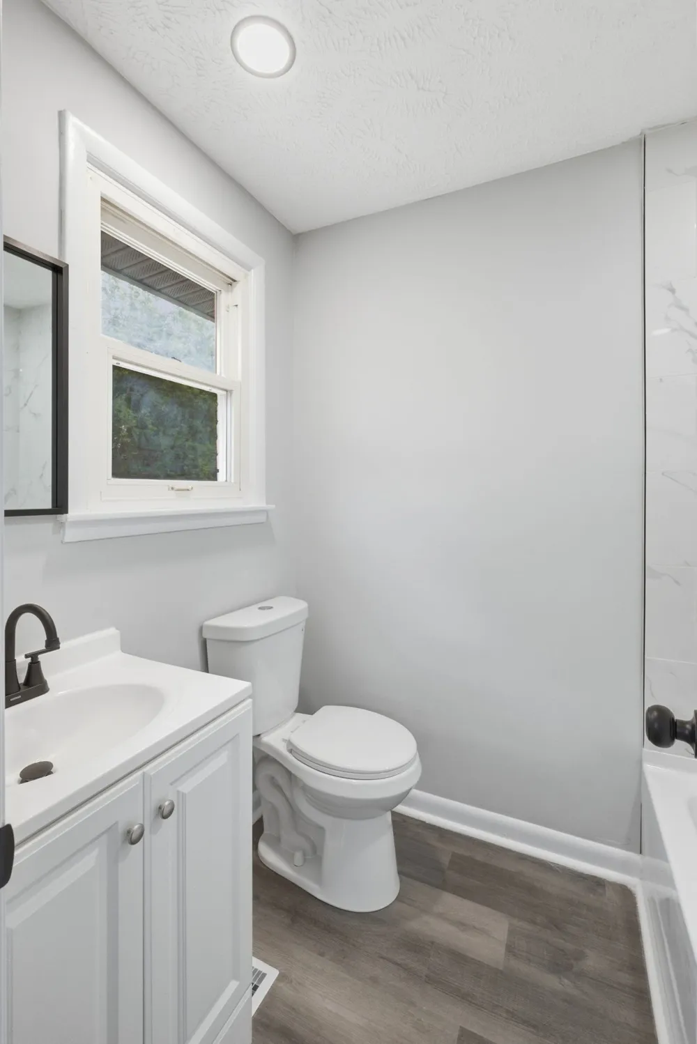 725 Roman Dr Nashville, TN 37207