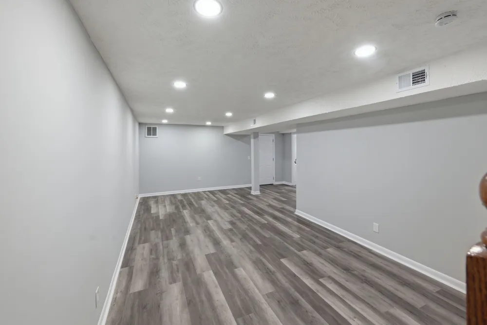 725 Roman Dr Nashville, TN 37207