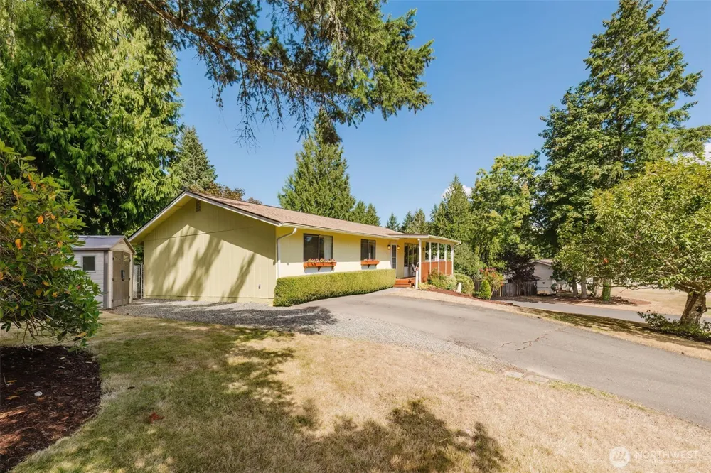 735 NW Firglade Drive Bremerton, WA 98311