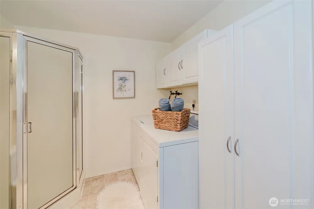 735 NW Firglade Drive Bremerton, WA 98311