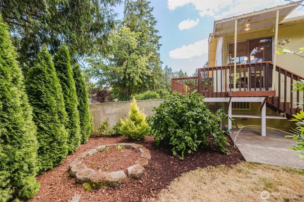 735 NW Firglade Drive Bremerton, WA 98311