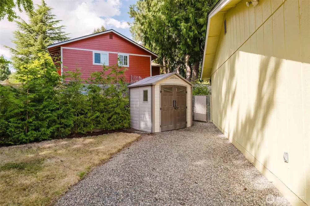 735 NW Firglade Drive Bremerton, WA 98311