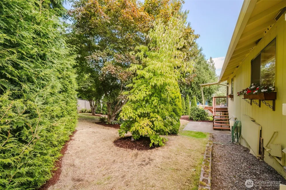 735 NW Firglade Drive Bremerton, WA 98311