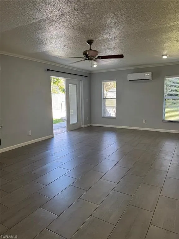 698 Muscogee Drive North Fort Myers, FL 33903
