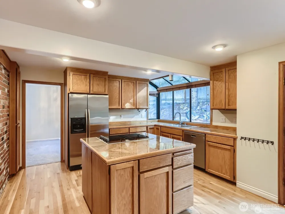 3810 110th Avenue NE Bellevue, WA 98004