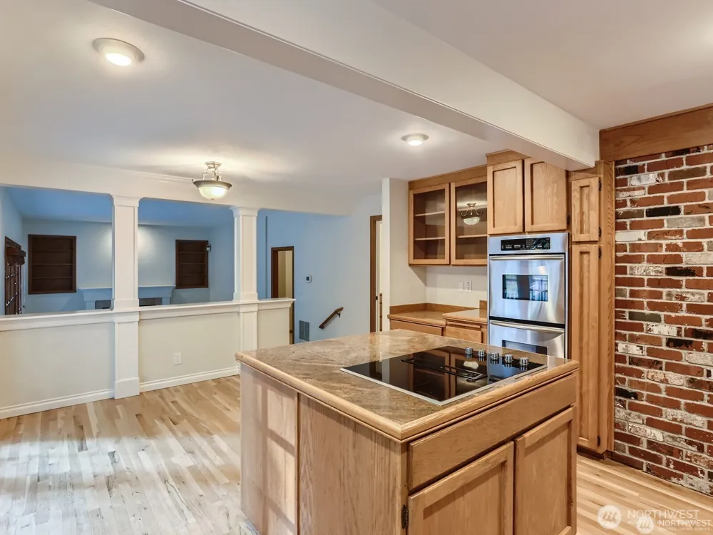 3810 110th Avenue NE Bellevue, WA 98004