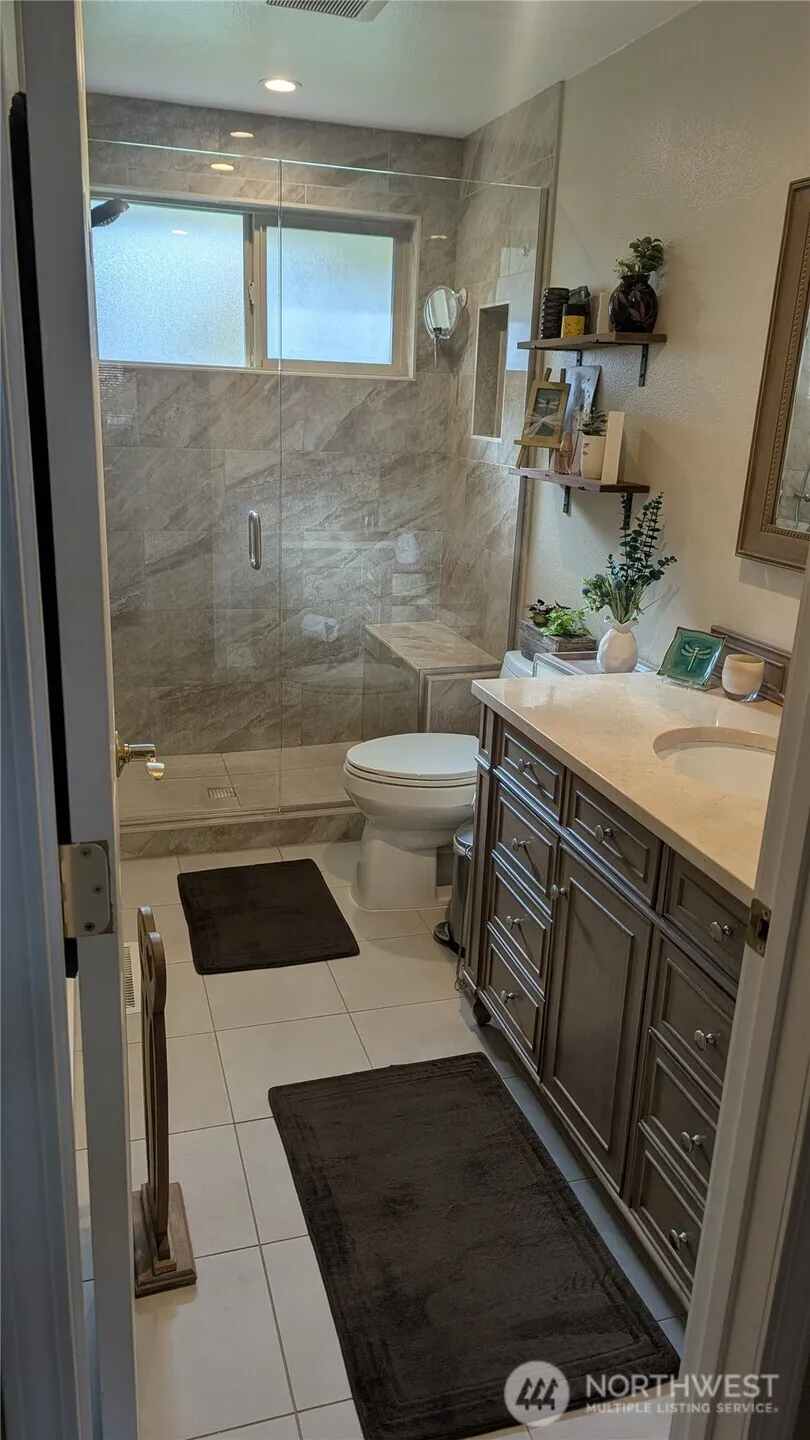 17104 24th Avenue SE Bothell, WA 98012