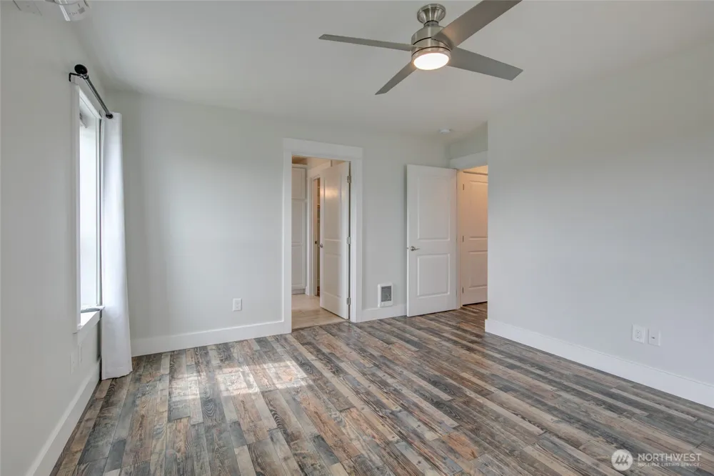 1092 Crestshire Loop SW Ocean Shores, WA 98569