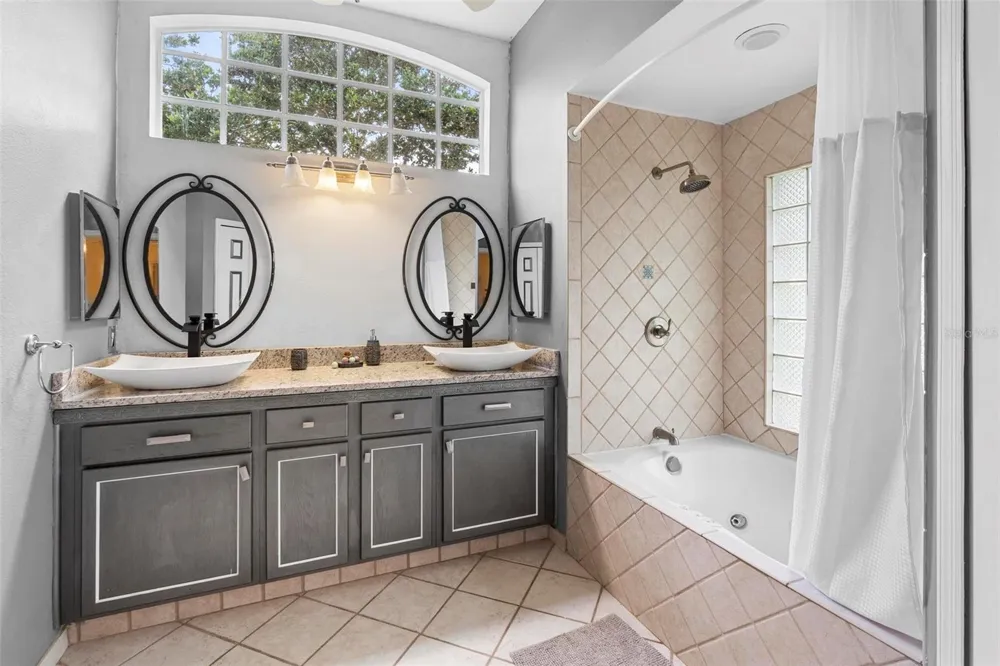 12512 TILLINGHAM COURT Orlando, FL 32837