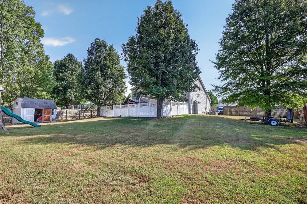 1690 Eagle Trace Dr Mount Juliet, TN 37122
