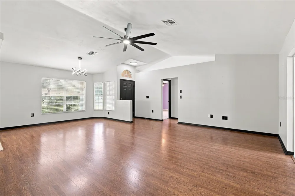 3652 DOTHAN AVENUE Spring Hill, FL 34609