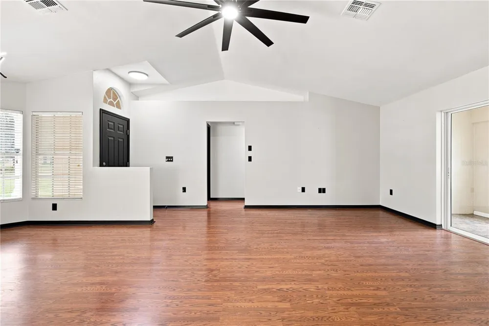 3652 DOTHAN AVENUE Spring Hill, FL 34609