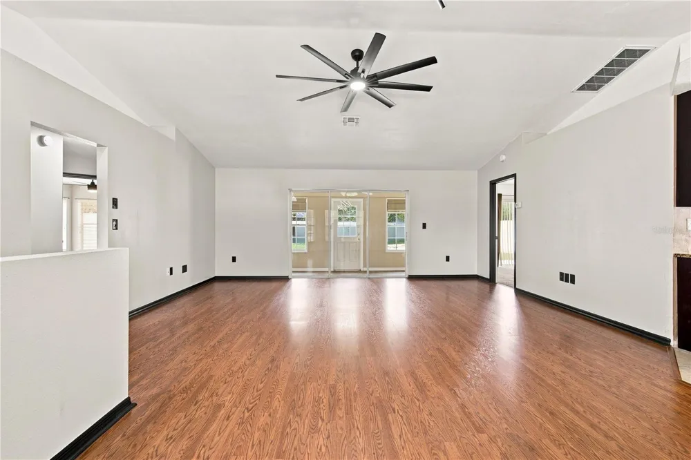 3652 DOTHAN AVENUE Spring Hill, FL 34609