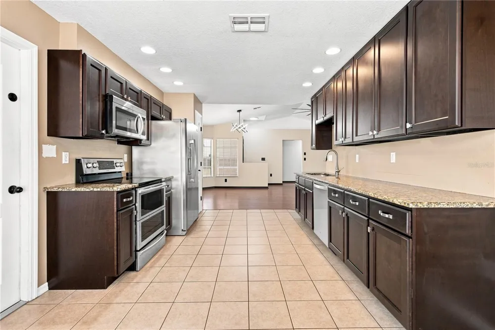 3652 DOTHAN AVENUE Spring Hill, FL 34609