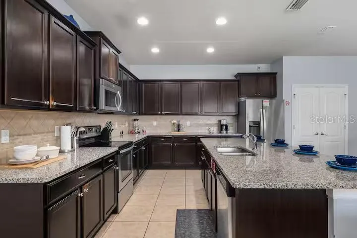 8853 RHODES STREET Kissimmee, FL 34747