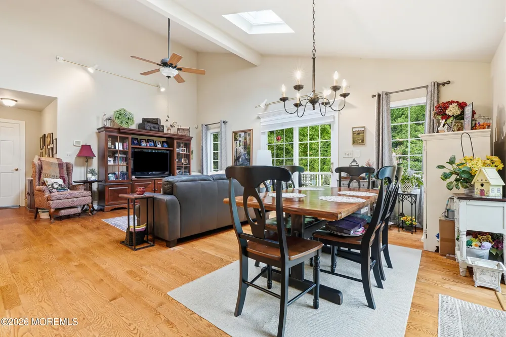 251 Hamiltonian Drive Middletown, NJ 07701